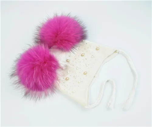 White rose fur Детская теплая зимняя шапка с двойным меховым помпоном, вязаная шерстяная шапка для маленьких мальчиков и девочек, Шапка-бини с помпонами из натурального меха енота - Цвет: White rose fur