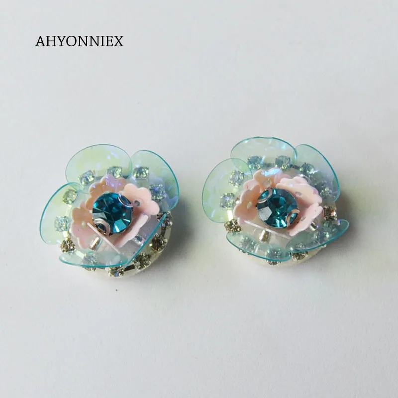2cm blue 10pcs AHYONNIEX 10 шт. маленькие цветочные патч бусы со стразами нашивка аппликации Пришить бисером аппликация Блестками одежда, обувь, сумки DIY - Цвет: 2cm blue 10pcs
