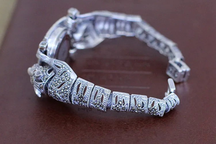 Новое поступление ограниченное количество часы с гепардом классические Изящные