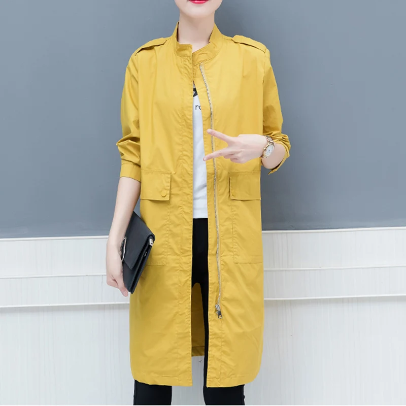 Женская свободная ветровка на молнии однотонная с карманами тонкая большого