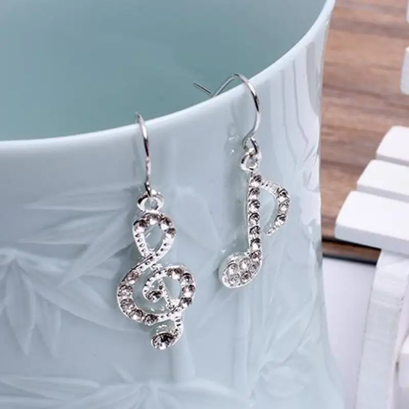 Женские асимметричные серьги со стразами подвески с музыкальным орнаментом