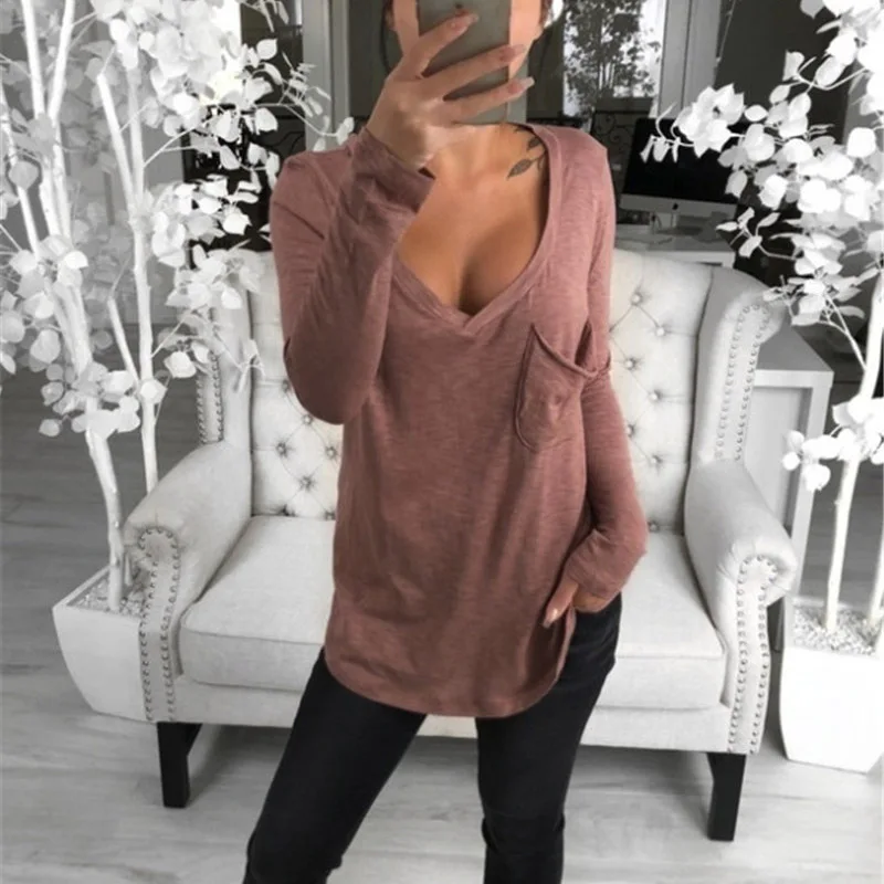 Женская футболка с длинным рукавом базовая Однотонная треугольным вырезом на