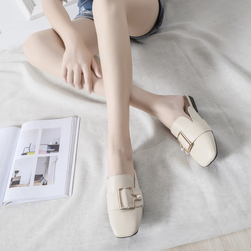 Мюли женские из микрофибры кожаные шлепанцы с жемчужной пряжкой декоративные