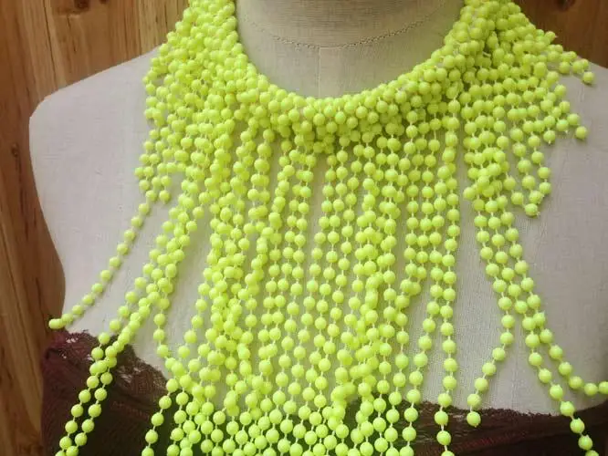 Модный дизайн неоновые длинные кисточки ложный воротник и супер красивые