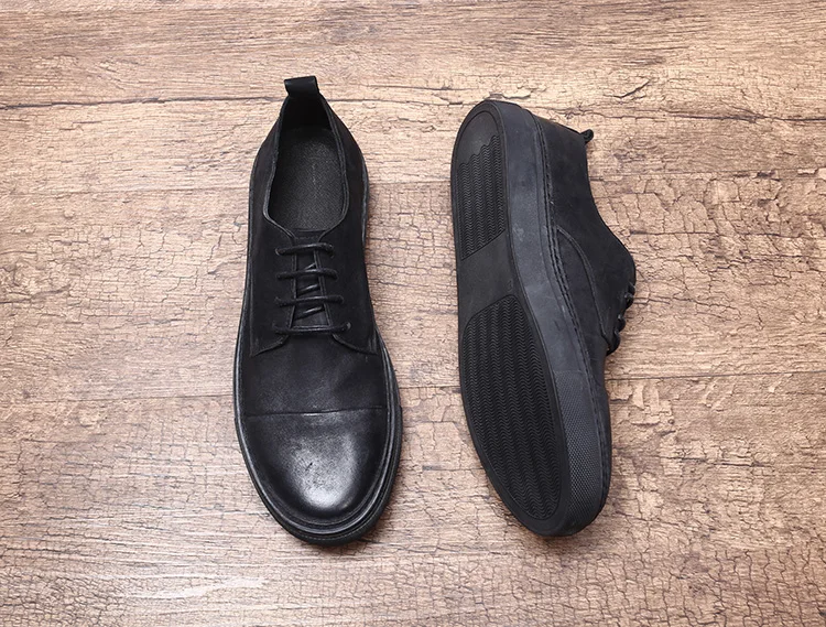 Мужские повседневные кожаные туфли в стиле ретро черные замшевые ручной работы