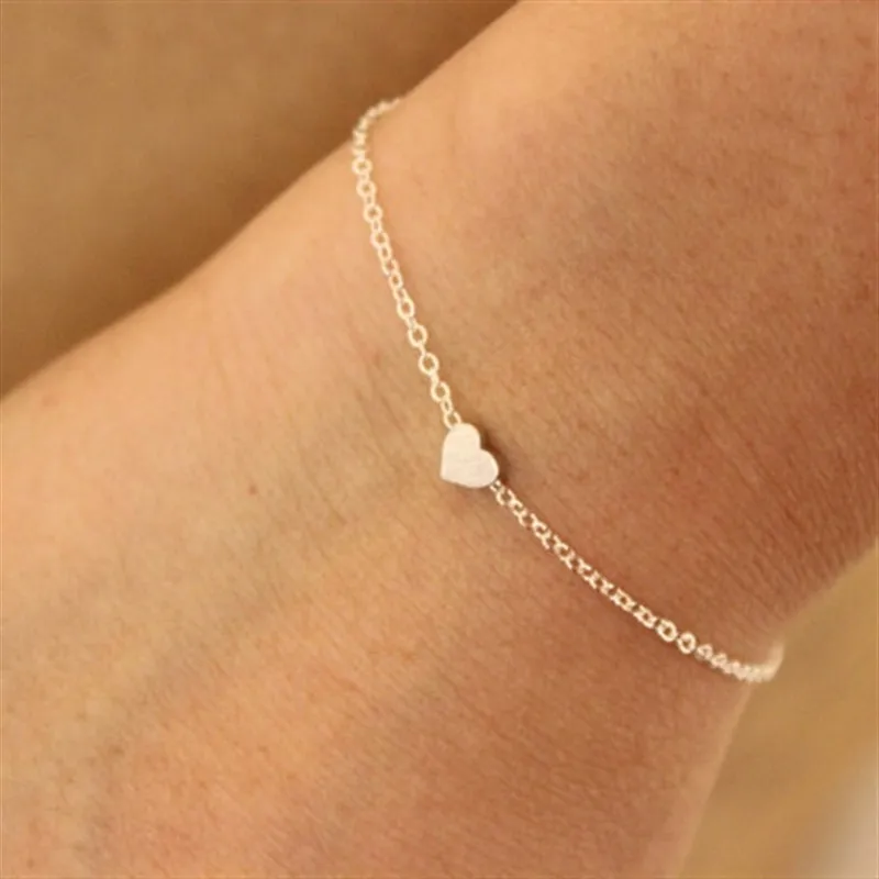 Золотой браслет с сердечком из нержавеющей стали, нежный подарок для подружки невесты, минималистичные украшения, тонкий браслет для сестры FCB012.