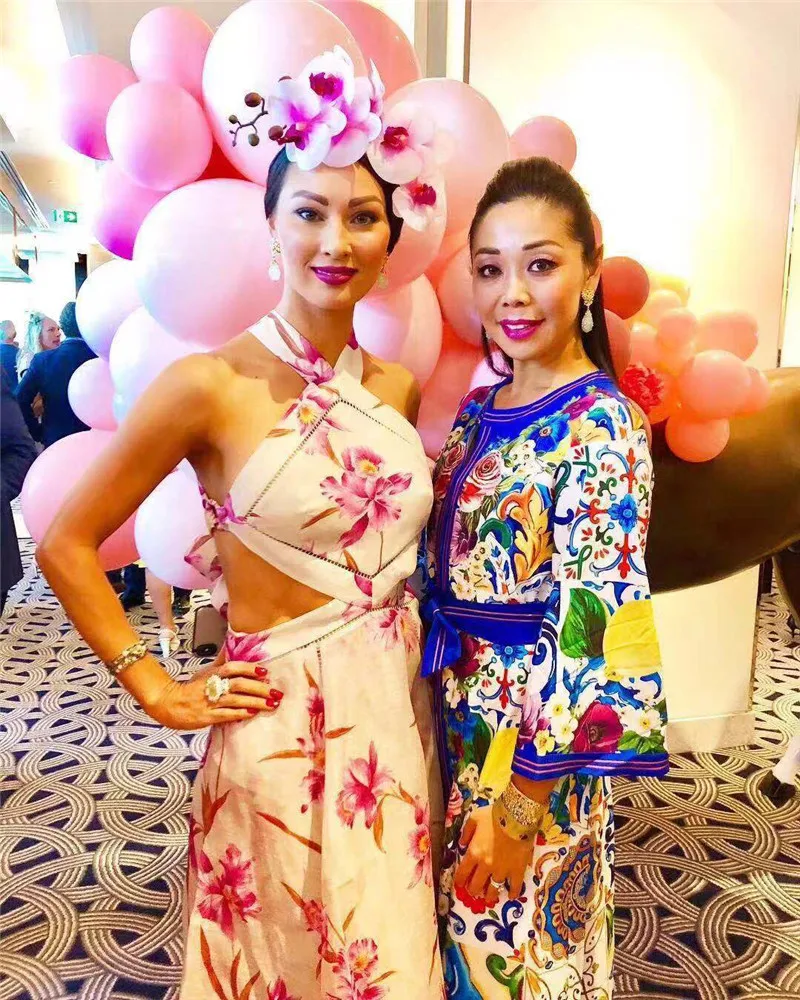 Розовое длинное платье с лямкой на шее и открытой спиной сексуальное праздничное