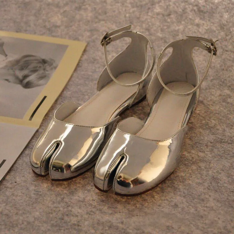 Новинка блестящие туфли с пряжкой и ремешком женские из натуральной кожи на