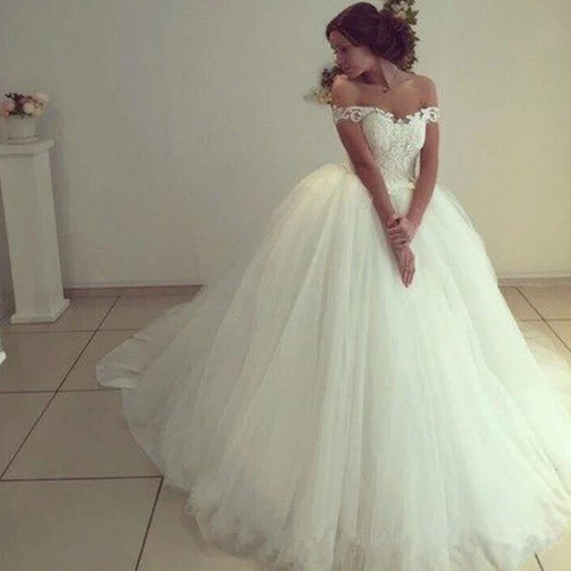 

Elegant Ball Gown Wedding Dresses Lace Applique Top Puffy Skirt Bridal Wedding Dress 2019 Sleeveless Vestidos De Festa F120