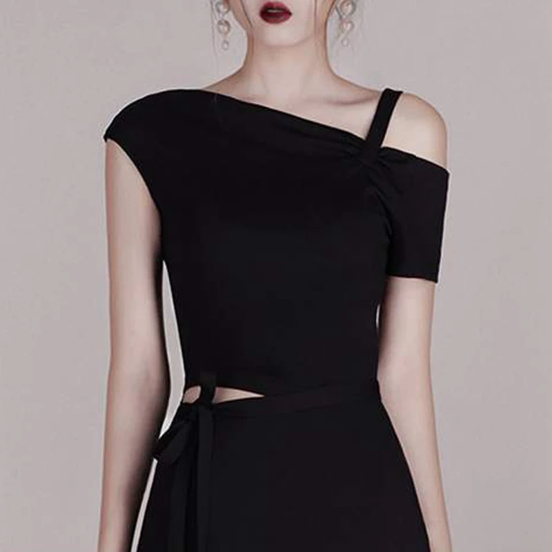 Женское платье-футляр с открытыми плечами Max Spri облегающее платье до колена