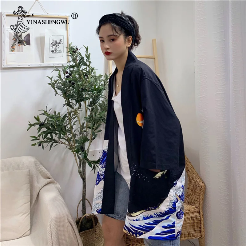 Японское традиционное Восточное кимоно The Great Wave Off Kanagawa в этническом стиле