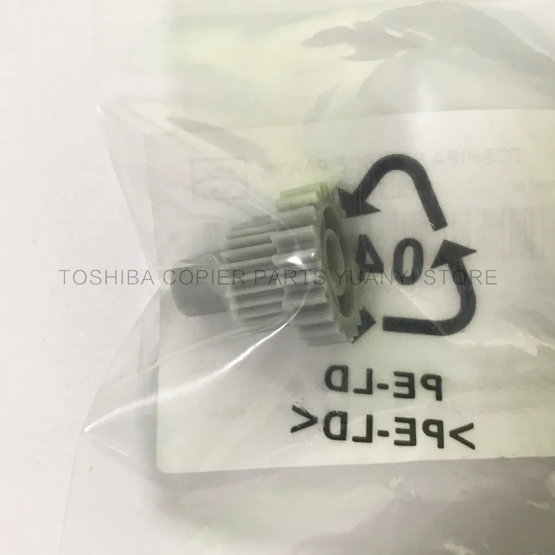 Оригинальные запчасти для копировальных аппаратов Toshiba Gear 6LJ765870 GEAR-DEV-IDLER e-studio |