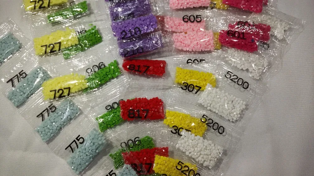 [Алмазные аксессуары для рисования] Оптовая продажа квадратных алмазов из смолы