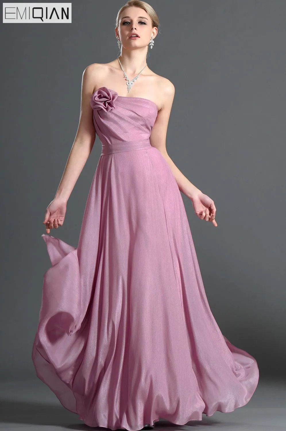 Платье подружки невесты шифоновое Плиссированное без бретелек