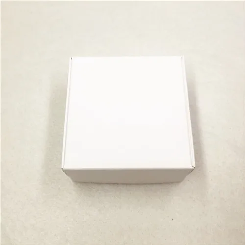 White 65*65*30 мм крафт бумажный самолет подарочные коробки Набор для изготовления мыла коробка ювелирных изделий/торта/рукоделия/конфеты бумажные коробки для хранения 50 шт - Цвет: White