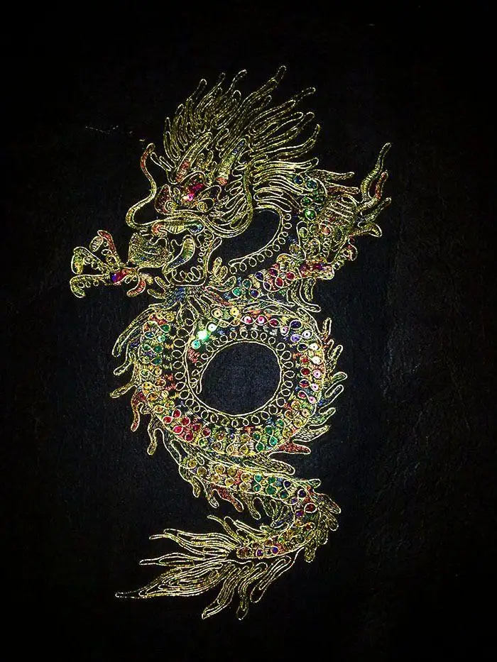 22*35cm large dragon embroidery on black gauze with paillette sew-on applique raw material for classic or performing clothes | Дом и сад