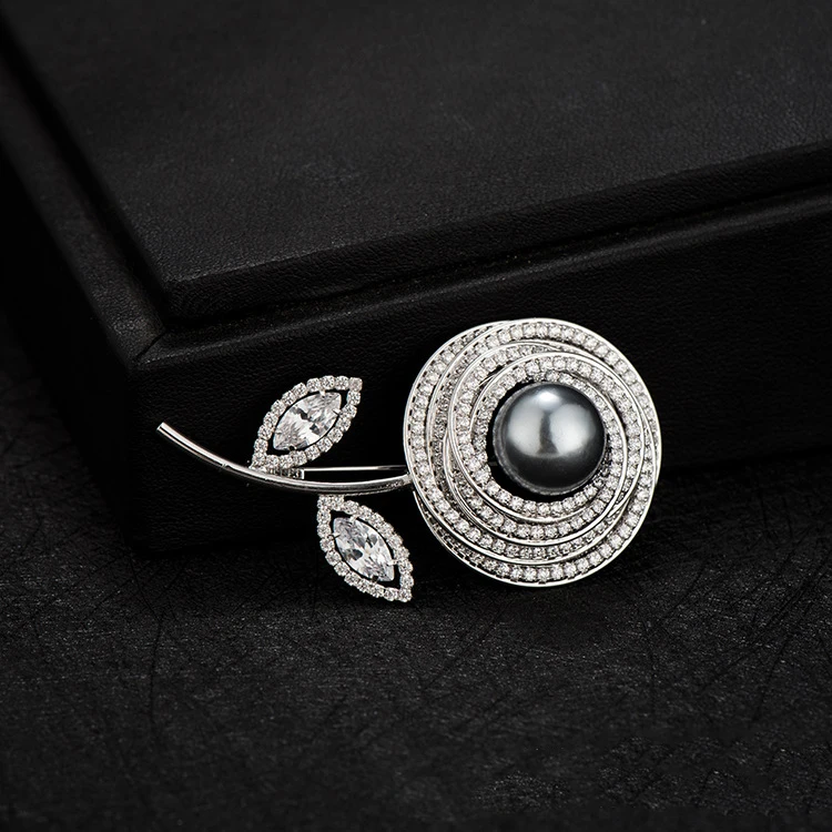 Высокое качество с жемчужным бантом Броши для Платья женщин шарф Булавки