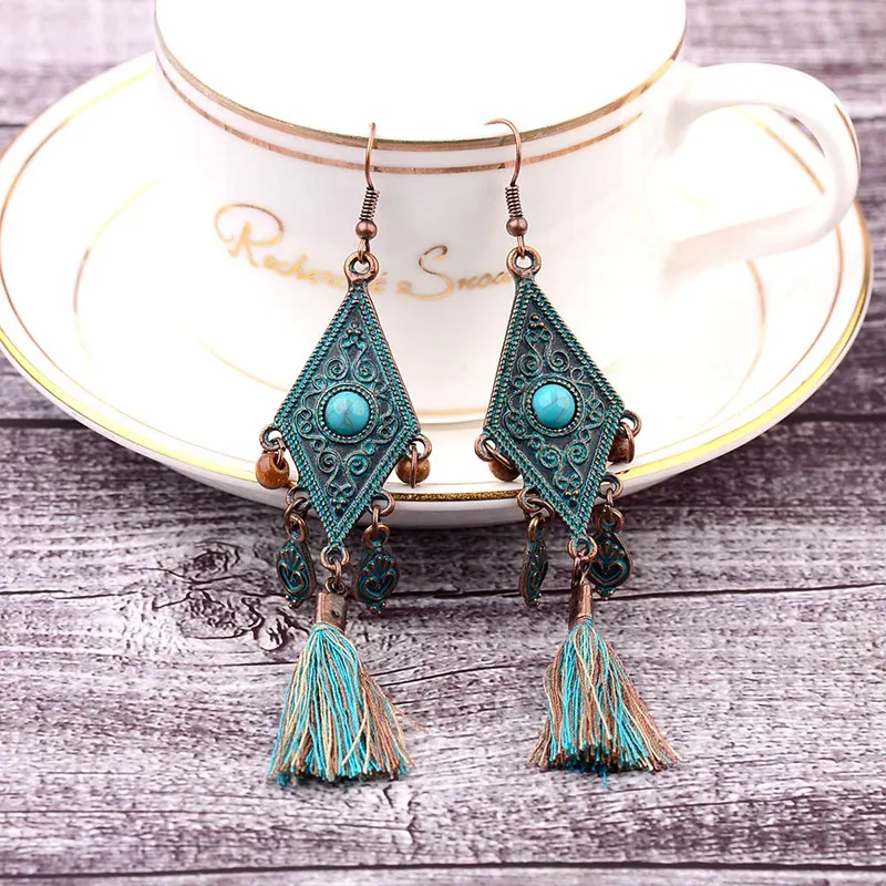 Женские этнические зеленые серьги с кисточками в богемном стиле винтажные