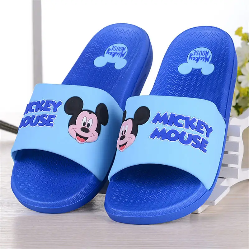 W Disney/Новые летние сандалии и тапочки; милые домашние тапочки с Микки Маусом; домашние Нескользящие тапочки для ванной комнаты - Цвет: W