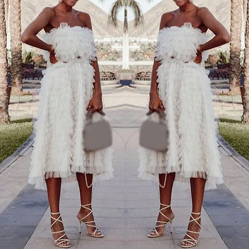 Элегантное женское платье без бретелек для выпускного бала многослойное