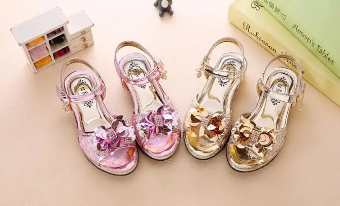 2020 летние новые детские сандалии с цветами свежие девственные тапочки для