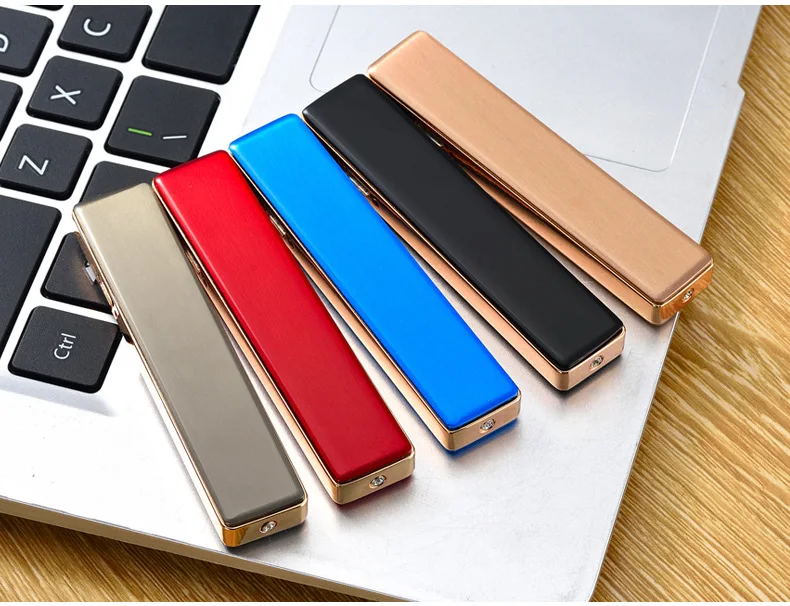 НОВАЯ тонкая Usb зарядка металлическая зажигалка электронные зажигалки маленькая перезаряжаемая электрическая зажигалка ветрозащитный подарок для мужчин