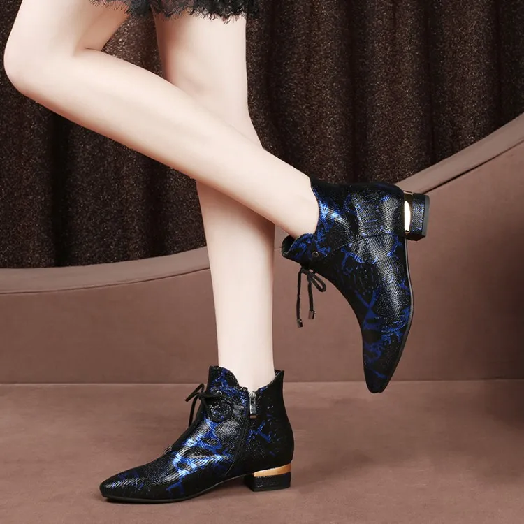 Женские ботильоны на низком каблуке ботинки из коровьей кожи с острым носком