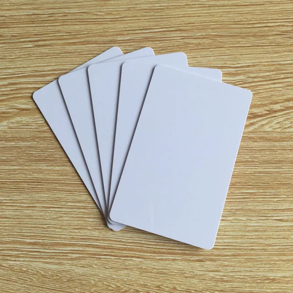 100pcs/lot Universal PVC NTAG213 Blank White RFID NFC Card Compatible with all nfc phone
