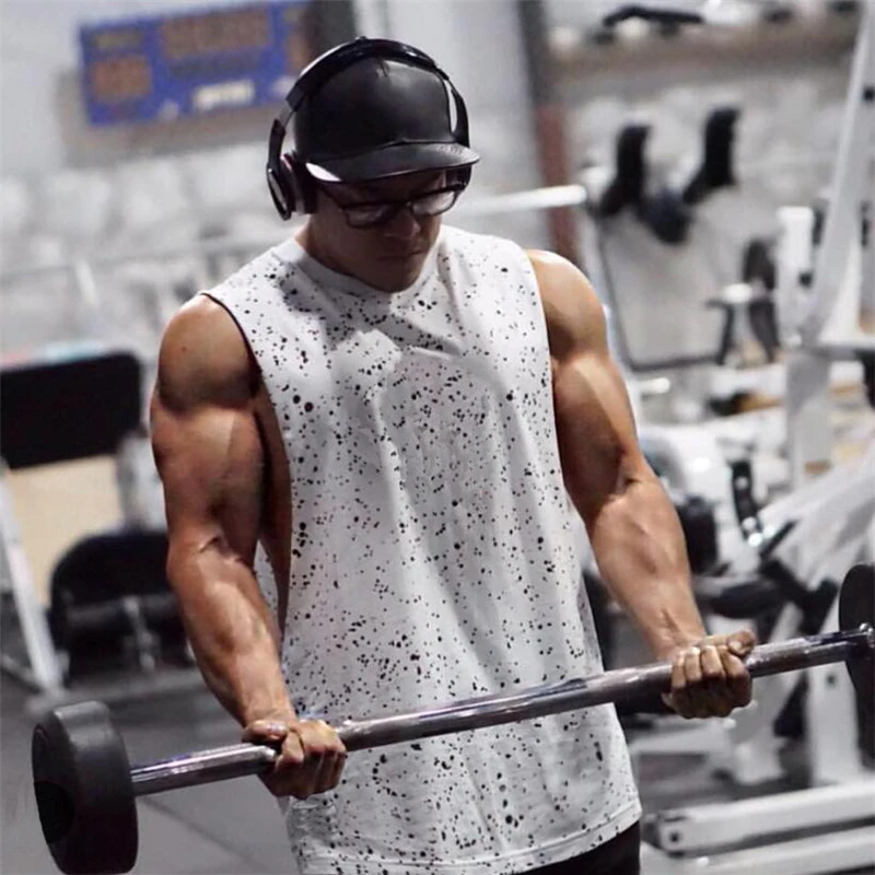 New Fashion Cotton Cut Off Sleeveless Shirts Bodybuilding Stringer Tank Top Men Fitness Mens Singlet Workout Gym Clothing Vest
