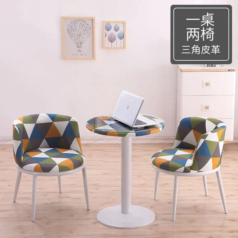 Простой повседневный обеденный стол и стулья балкон небольшой круглый домашний стул для переговорного