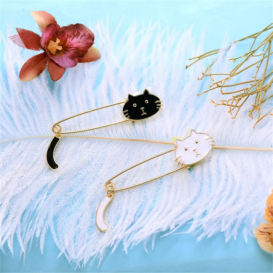 2019 Fashion metal cute black white enamel kitten shake tail brooch Corsage suit coat shawl collar needle wholesale | Украшения и