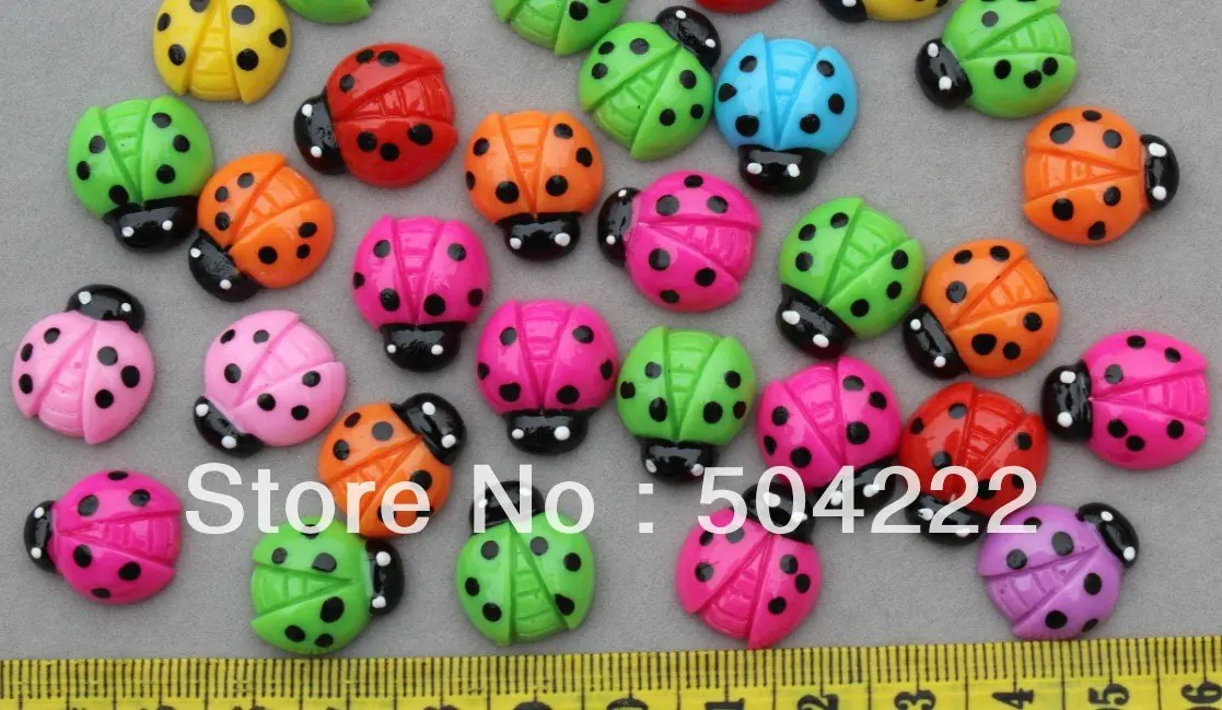 

250pcs lovely Polka Dot Ladybug Cab Cabochons 18mm Cell phone decor, hair accessory supply, embellishment ladybug kitsch
