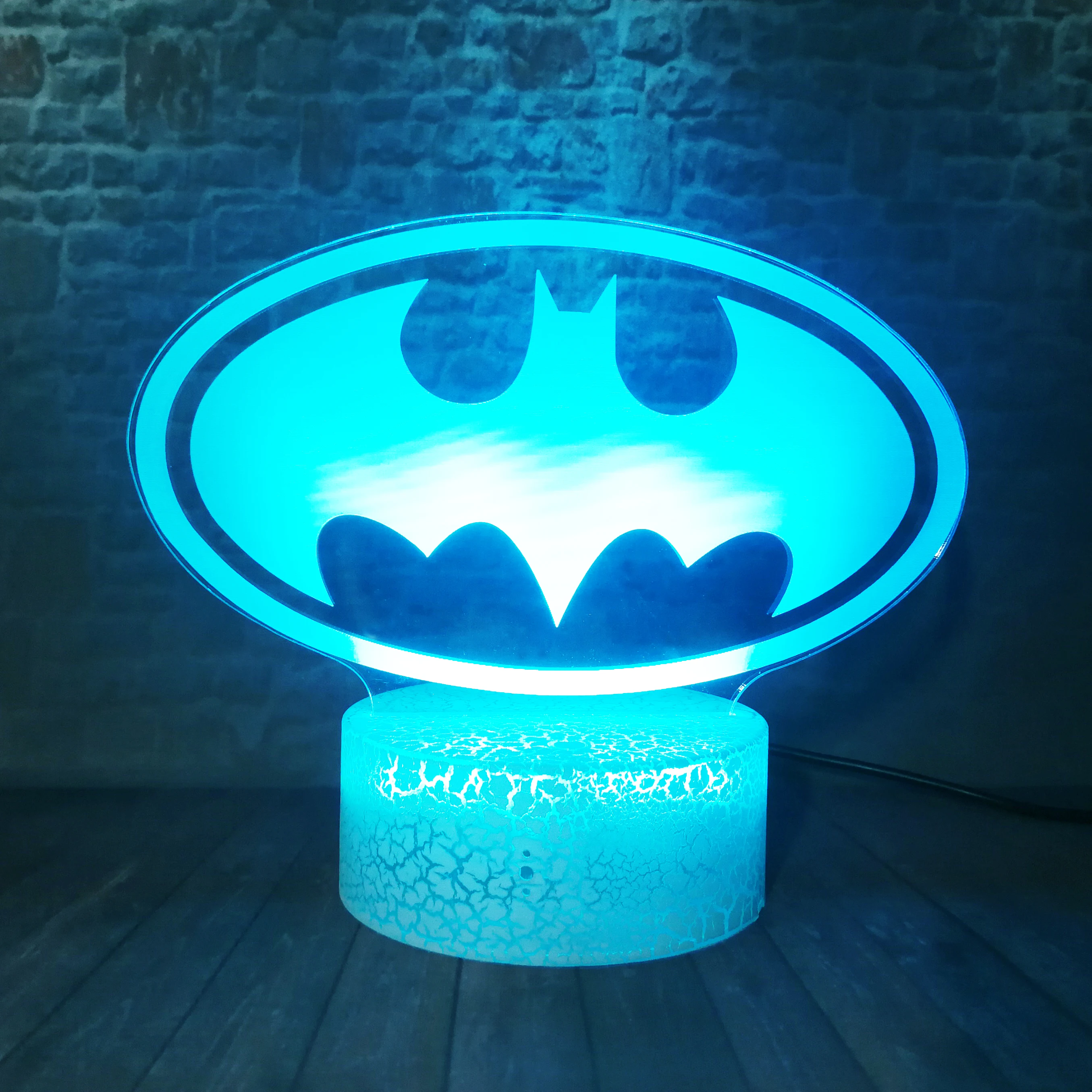 DC Лига Справедливости Бэтмен Символ аа батарея 7 цветов автоматическое изменение
