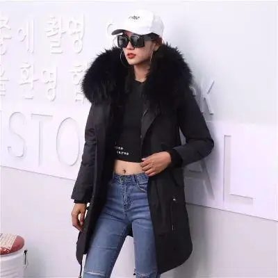 Черный Парка натуральный мех зимняя куртка Для женщин из натурального меха, пальто Длинная парка Водонепроницаемый большой натуральный мех енота меховой капюшон, воротник толстые теплые натуральным лисьим мехом лайнер - Цвет: Черный