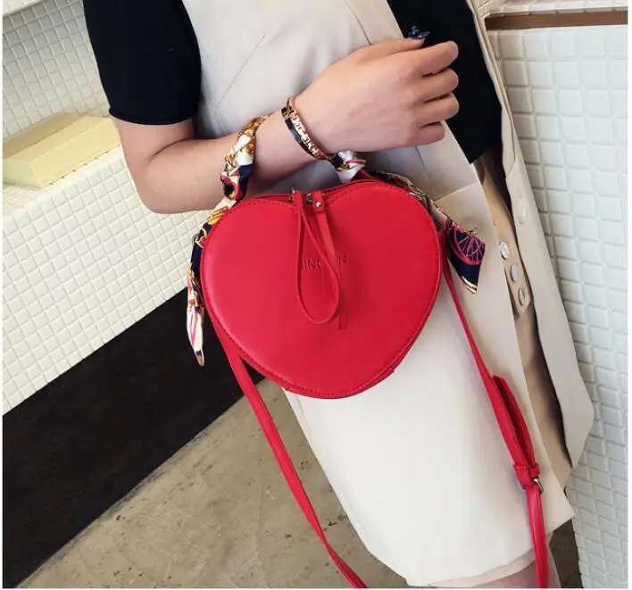 1 шт. женская маленькая сумка Кроссбоди с цепочкой в форме сердца и