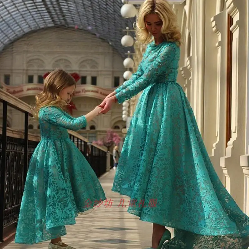 

Mommy and Me Clothes Sets Mother and Daughter Wedding Dress Homecoming Dressess for Teenagers Family Photography Costume