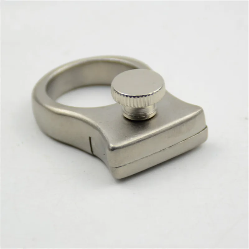 

Slingshot ring hunting slingshot stainless steel rubber band outdoor shooting powerful finger slingshot