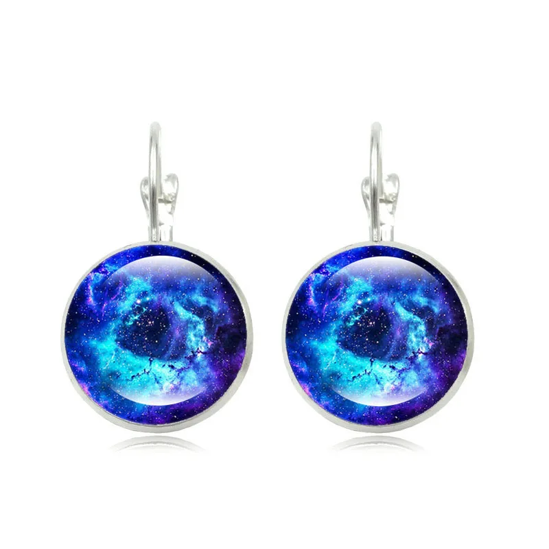 Женские круглые серьги-гвоздики с изображением космической Галактики |