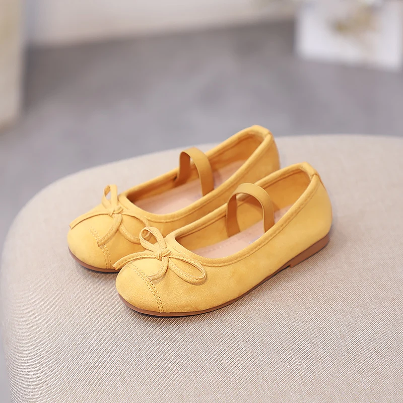 Разнопарая детская обувь милые Комлект нижнего белья хорошего качества Цвет