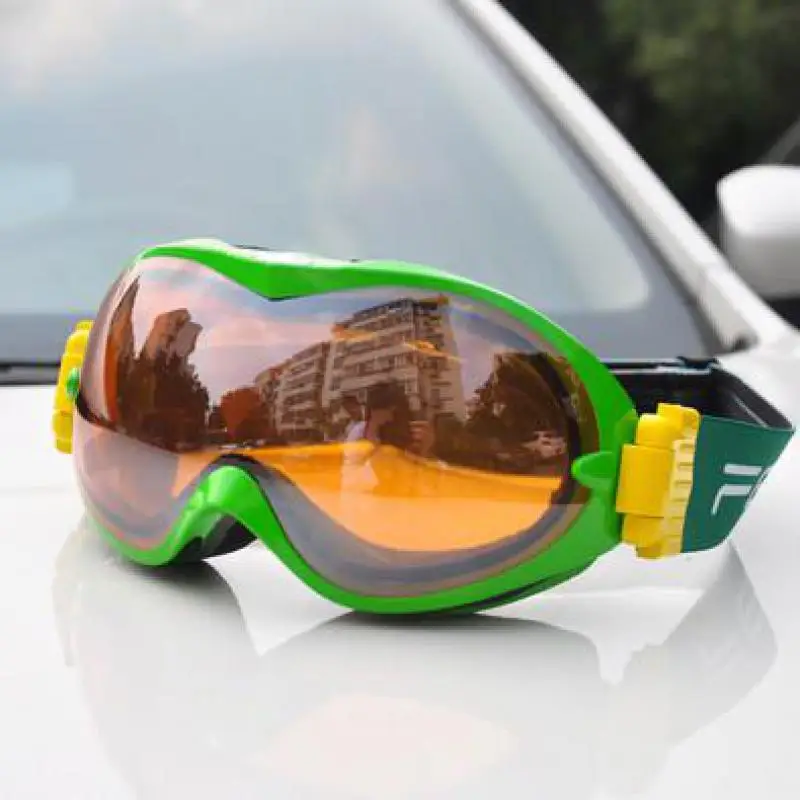 

Hot sale High-End Ski Goggles Double Layer Large Spherical Ski Goggle compatible 100% UV Protection Anti Fog Snowboard Goggles