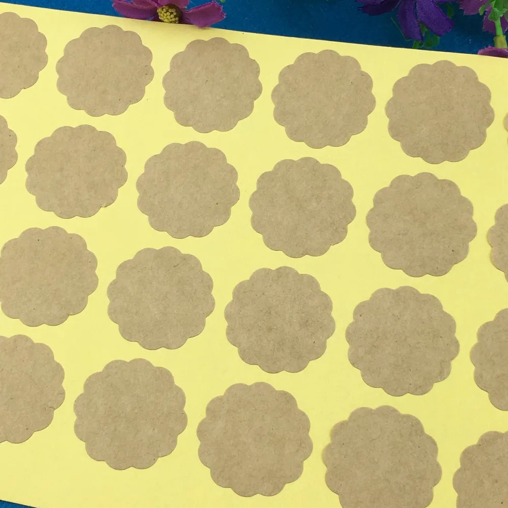 Оптовая продажа Бесплатная доставка 600 шт./лот 3 см крафт пустая зубчатая наклейка