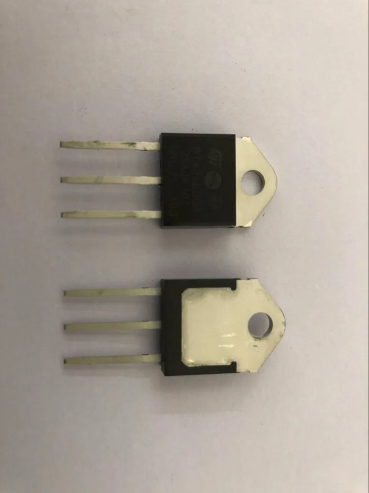 Фонарь фонарь BTA26600B новый и оригинальный|Регуляторы напряж./стабилизаторы| |