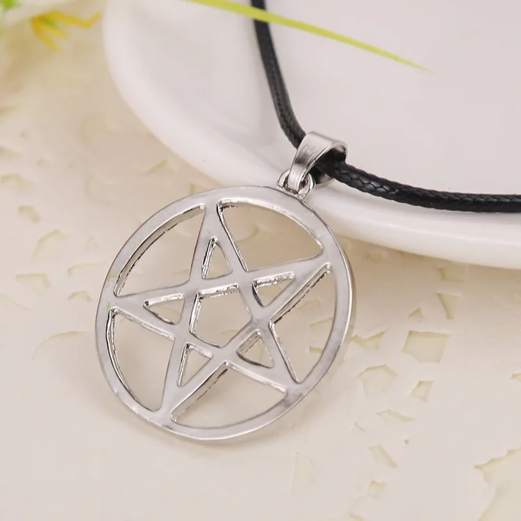 ZJ-09036242 3D animation Kuroshitsuji Jewelry Satan flag necklace periphery necklaces & pendants Gift birthday Presents | Украшения и