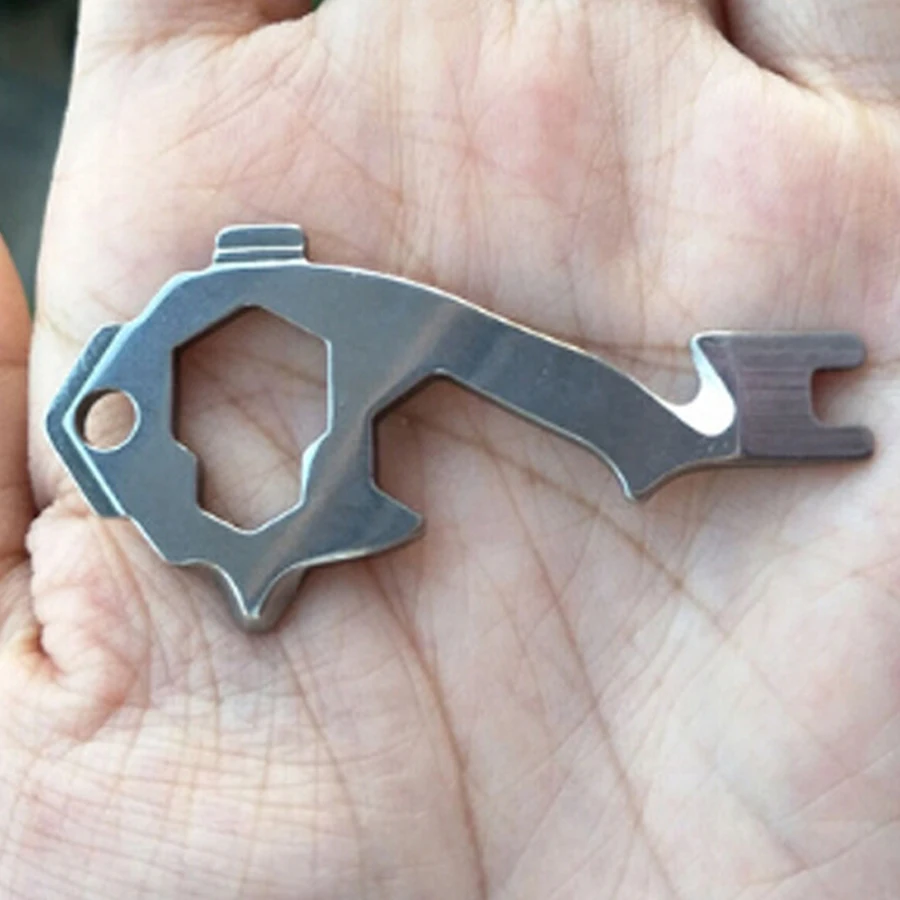 

Outdoor EDC Camping Equipment Stainless Steel Multi-function Portable Tool 20-in-1 Multi-Tool Keytool Keychain FW161