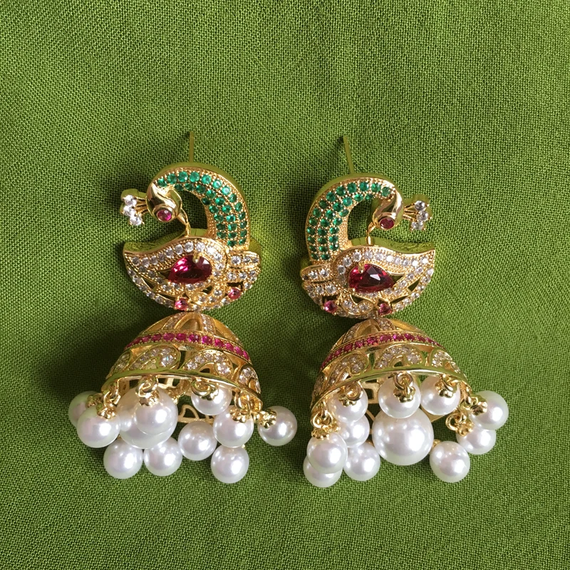Индийский Болливуд Jhumka жемчужные серьги Искусственный жемчуг позолоченный Павлин Jhumki люстра невесты роскошные элегантные ювелирные изделия