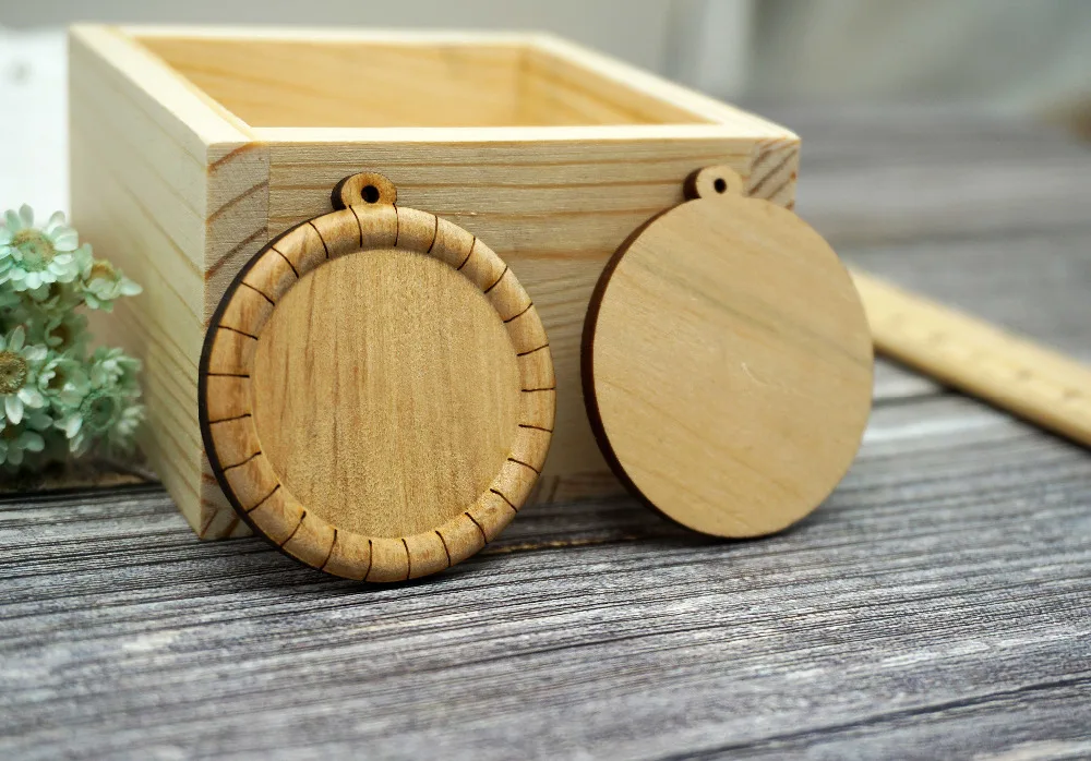 Базовая настройка для изготовления ожерелья из кабошонов размером 30 мм, 5 штук/лот, используется на кожаном шнурке, поставляется в комплекте с подвеской.