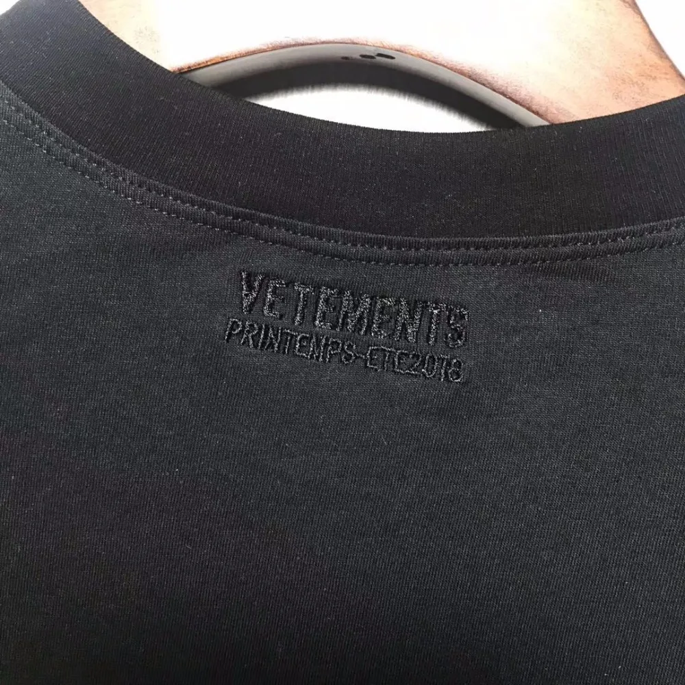 Футболка с цветным алфавитом для мужчин и женщин 1:1|Мужские футболки| |