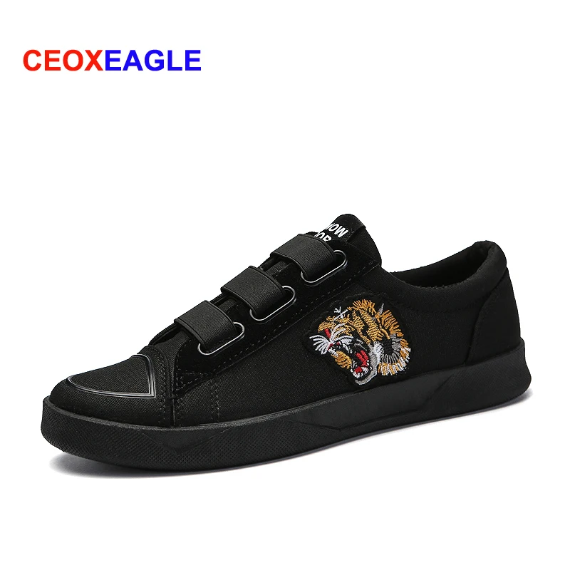 Парусиновые кроссовки для мальчиков дышащие на плоской подошве большие размеры