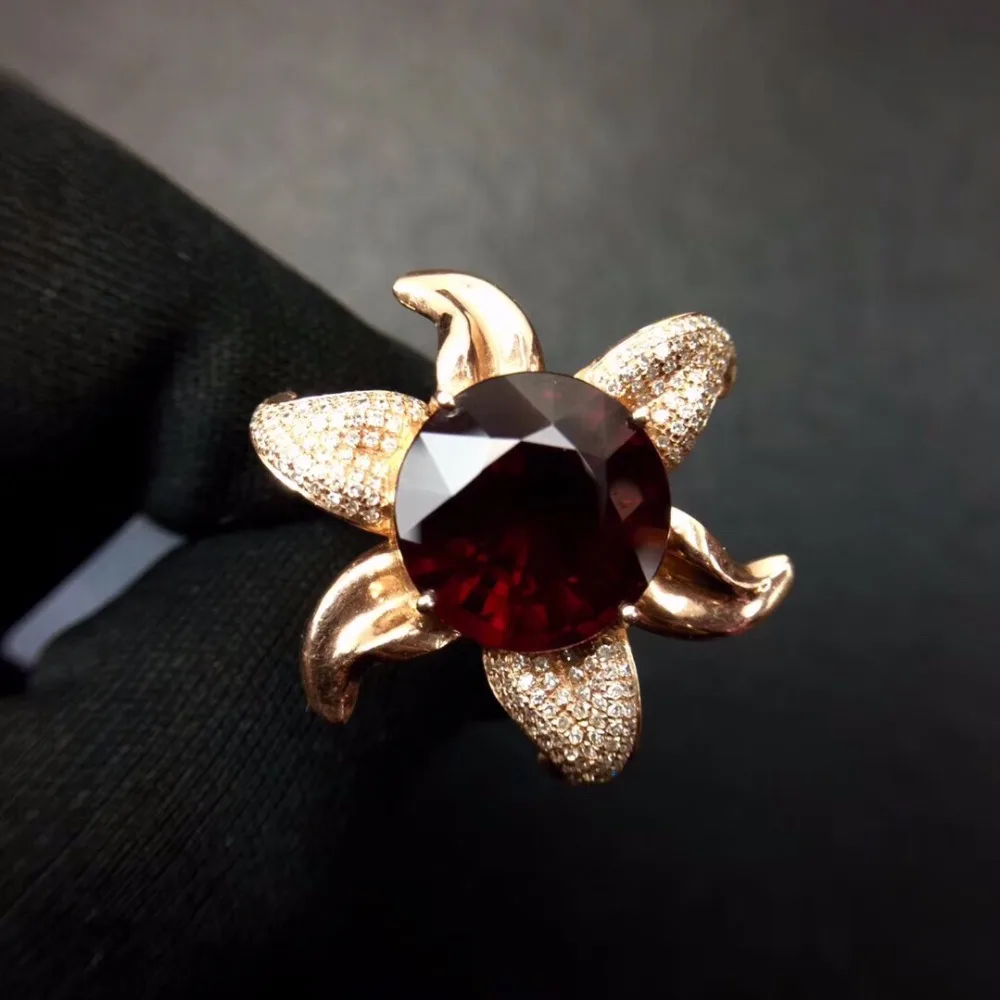 Кольцо с гранатом женское из чистого 18-каратного золота 100% пробы натуральным