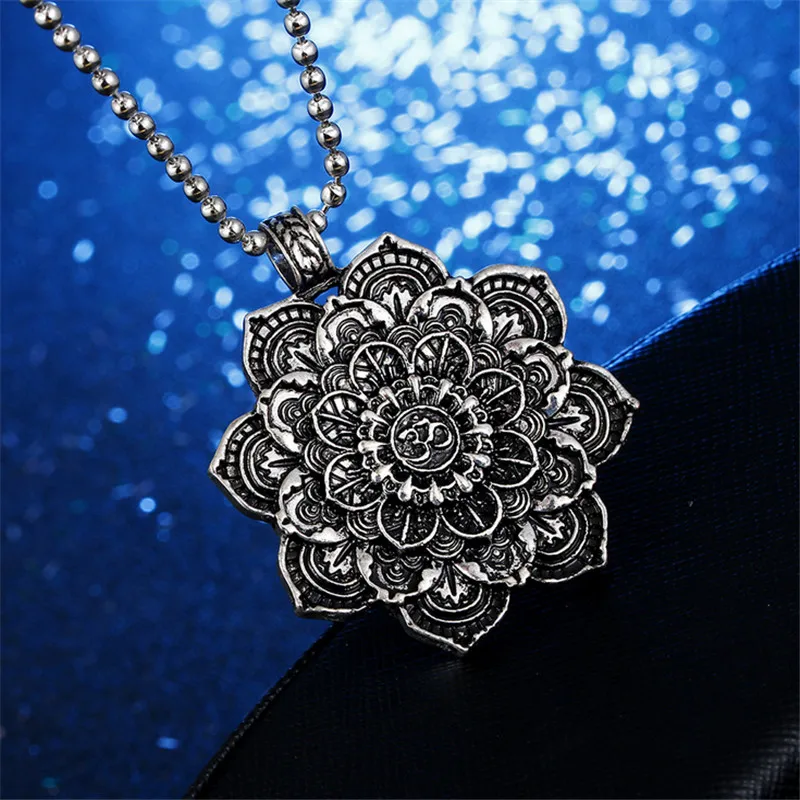 

Charm Men Leather Necklace Tibetab OM Mandala Lotus Pendant Necklaces Women Geometry Amulet Vintage Religious Buddhism Jewelry